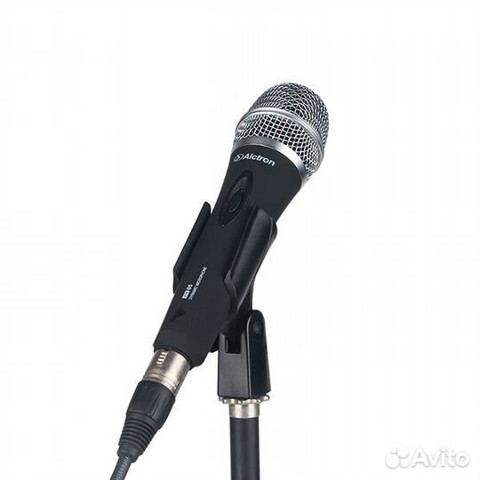 Alctron Микрофон вокальный проводной