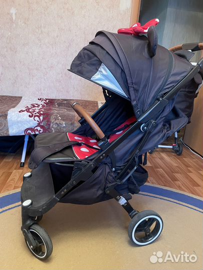 Прогулочная коляска
