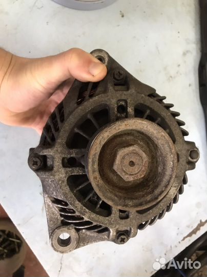 Nissan elgrand генератор