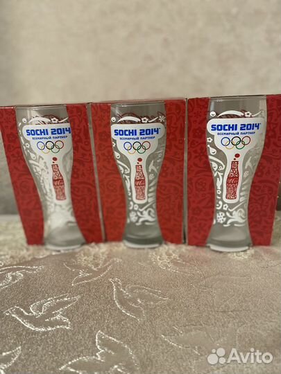 Стаканы кока кола