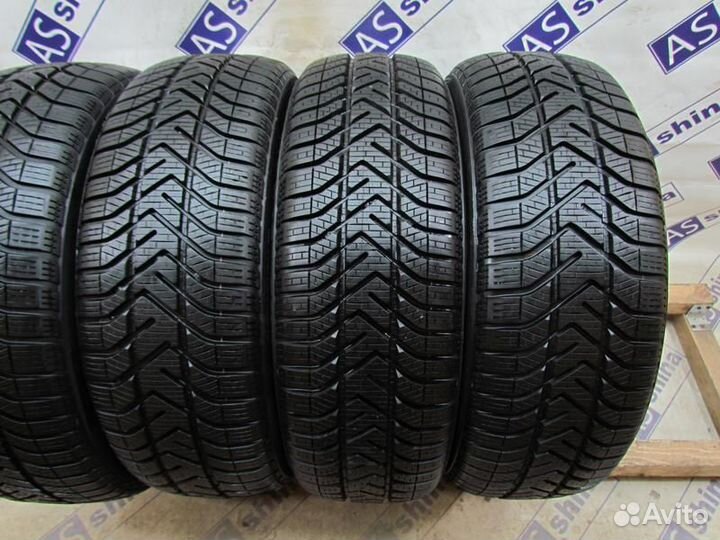 Pirelli Winter 210 SnowControl Serie III 195/55 R17 97P