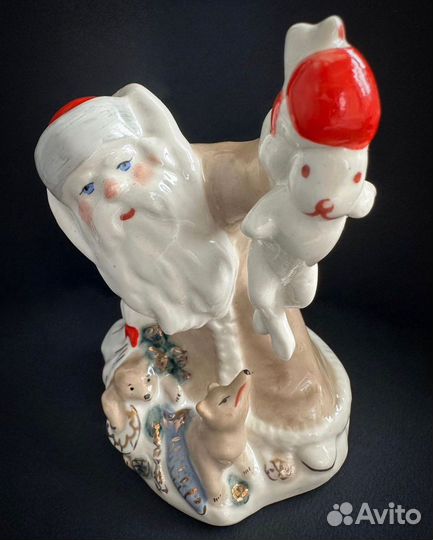 Фарфоровая статуэтка Дед Мороз (Городница)