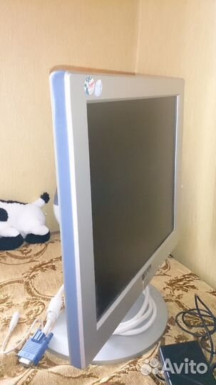 Монитор Elsa ecomo 440LCD