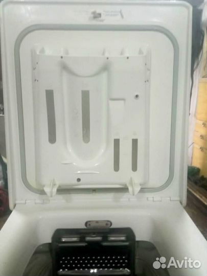 Стиральная машинка автомат с баком