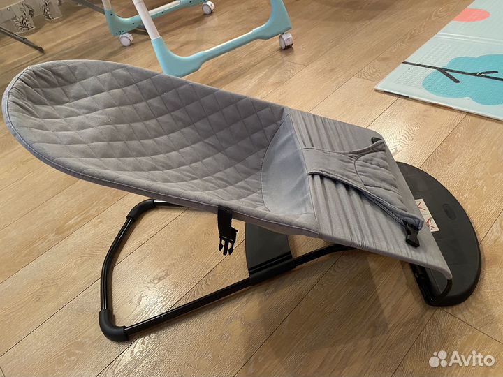 Шезлонг детский