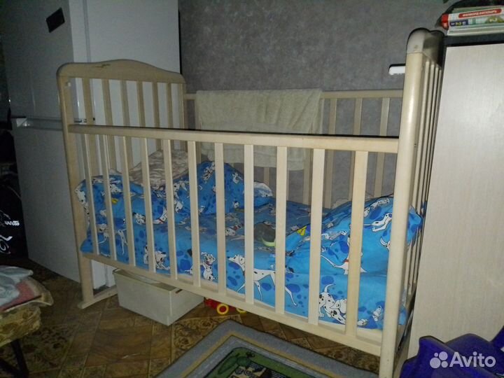 Детская кровать с матрасом бу