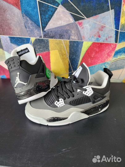 Кроссовки Nike Air Jordan 4 Retro