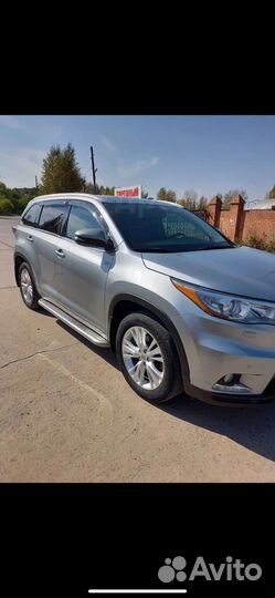 Подножки пороги Toyota Highlander 50