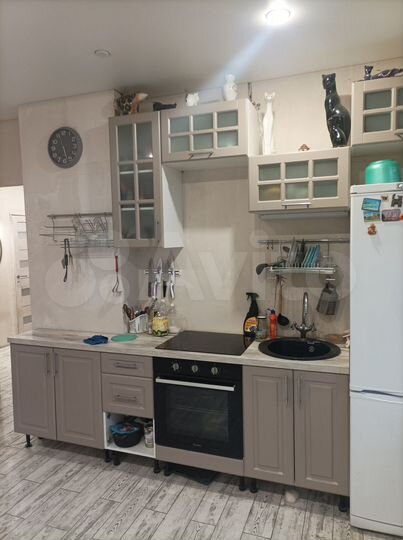 2-к. квартира, 56 м², 2/4 эт.