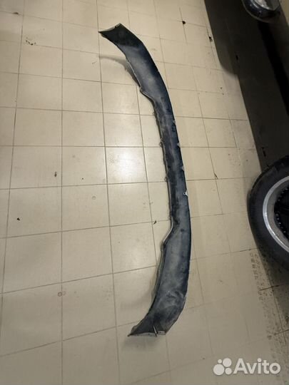 Накладка переднего бампера toyota tundra