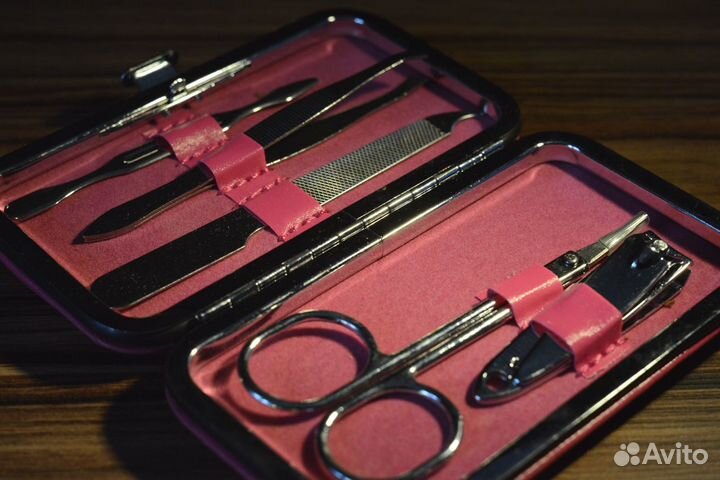 Маникюрный педикюрный набор