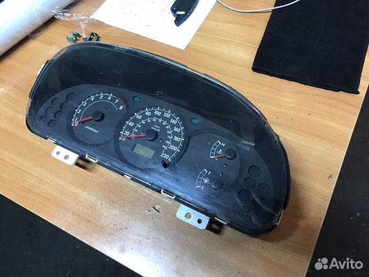 Kia Spectra панель приборов
