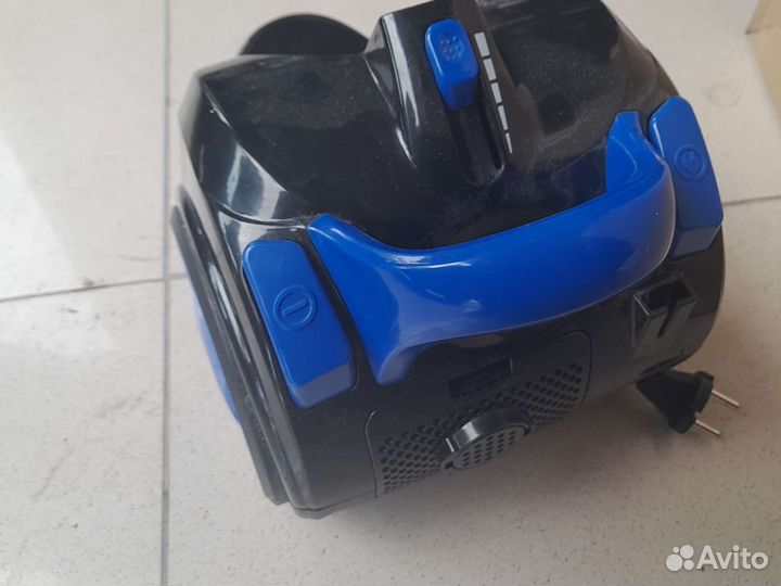 Пылесос ginzzu vs 420