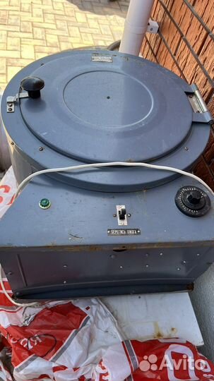 Медицинский обеззараживатель инструментов США