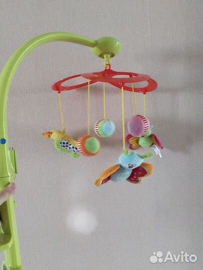 Кроватка+ матрац+ мобиль+ подушка и постельное