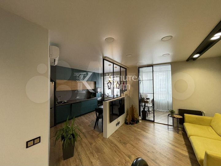 2-к. квартира, 76 м², 13/17 эт.