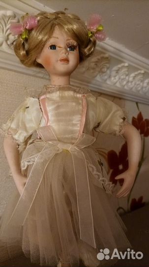 Кукла фарфоровая балерина