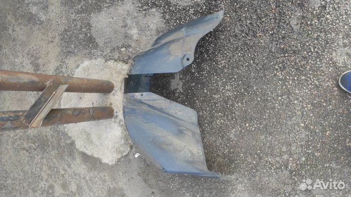 Подкрылок задний правый Nissan Note хэтчбек HR16DE