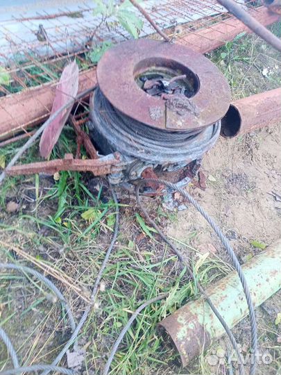 Лебедка автомобильная