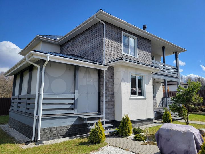 Дом 200 м² на участке 13 сот.