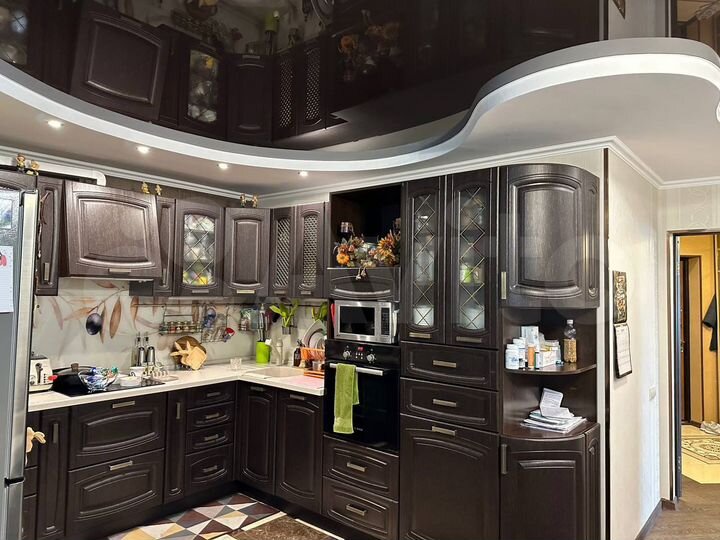 3-к. квартира, 92 м², 4/12 эт.