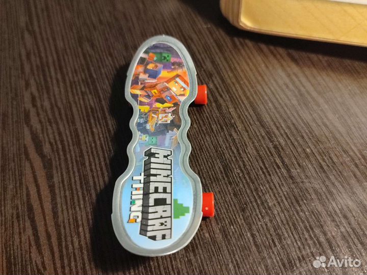 Игрушечный Скейт