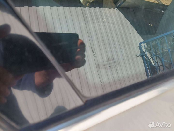 Стекло кузовное глухое Audi A6 C5