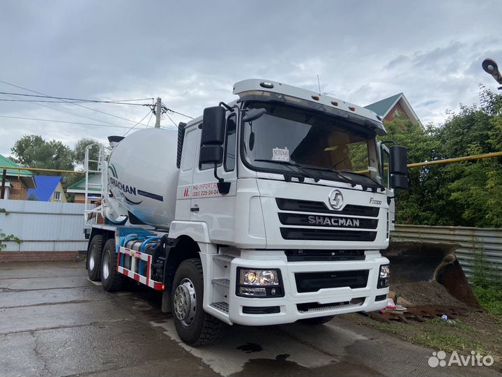 Водитель на автобетоносмеситель