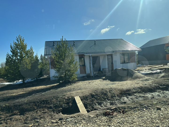 Дом 106 м² на участке 1,52 га