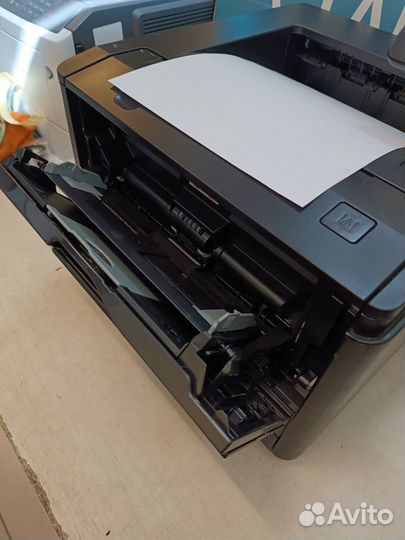 Принтер HP laserjet pro 400 m401dn