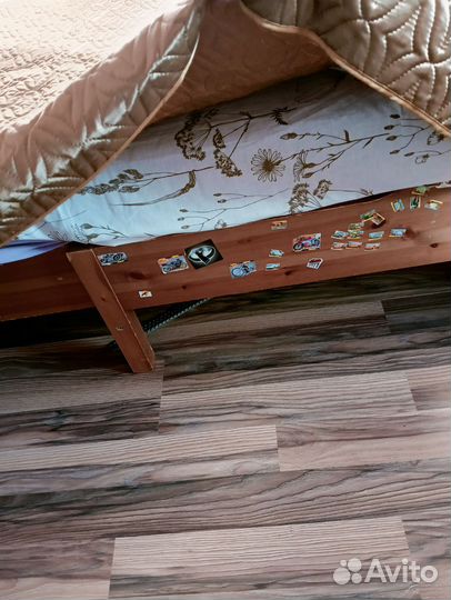 Кровать IKEA leksvik