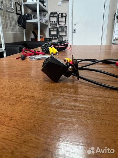 Камера заднего вида AHD для Android магнитолы