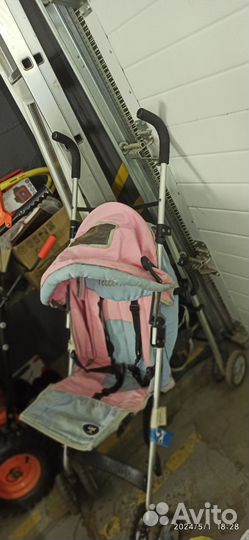 Стул для кормления, коляска
