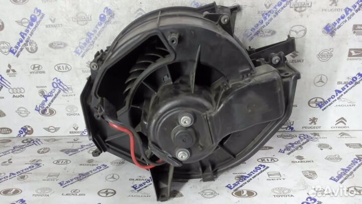 Моторчик отопителя Audi A6 C6,4F 2004-2011