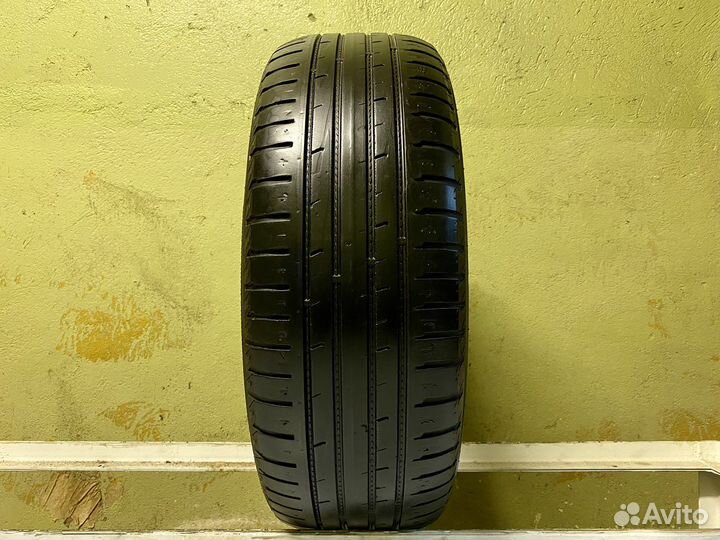 Nokian Tyres Hakka Blue 2 225/60 R18 104H