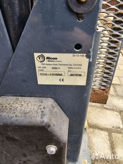 Подъемник для инвалидов в автомобиль