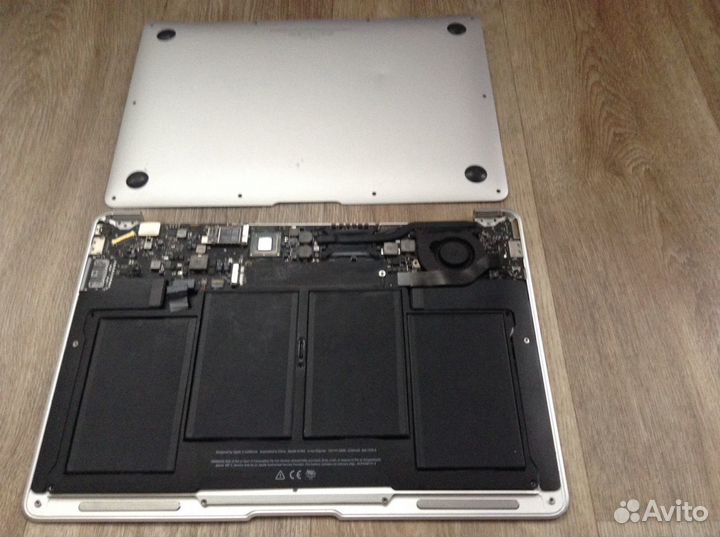 Apple MacBook Air A1369 i5, 4gb, ssd 256gb