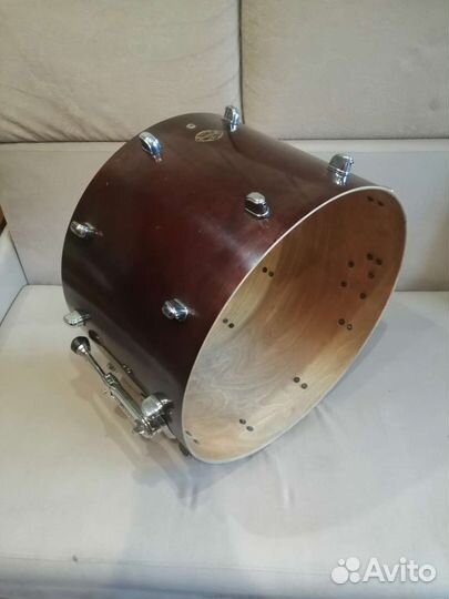 Бас барабан Tama Starclassic 24x16