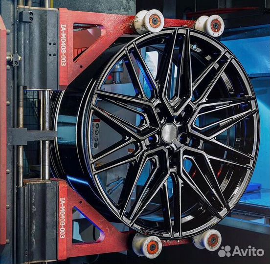 Кованые диски GT Forged R23 на Mercedes G class