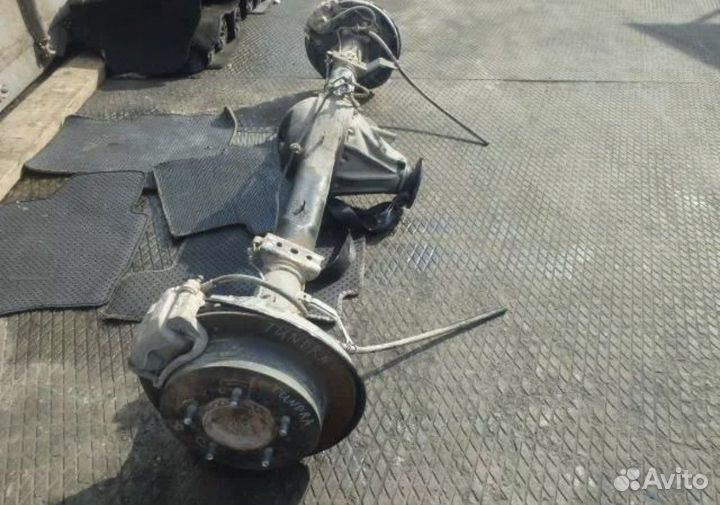 Задний мост Toyota Tundra