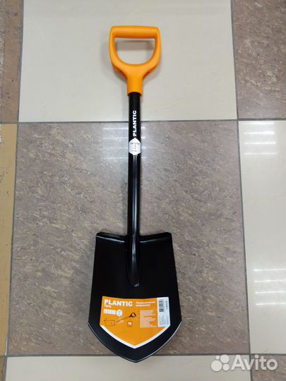 Лопата штыковая укороченная Plantic Terra
