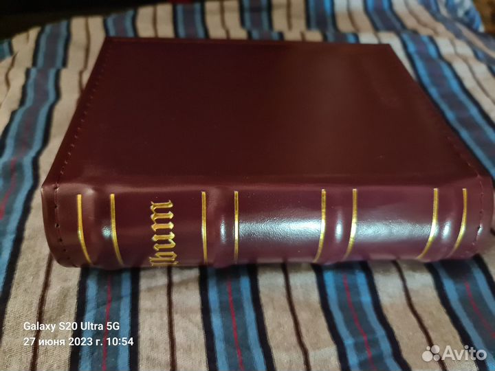 Продам фотоальбомы новые 100 фото