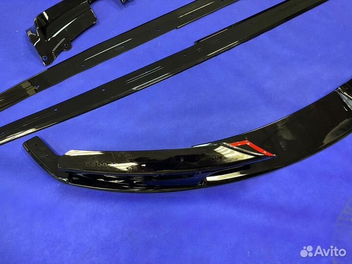 Губа лезвия Диффузор 1-1 Глянец BMW F30