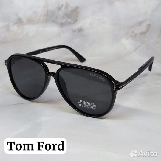 Очки солнцезащитные брендовые