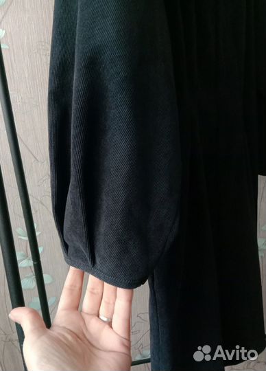 Платье Zara микровельвет 40-42 размер