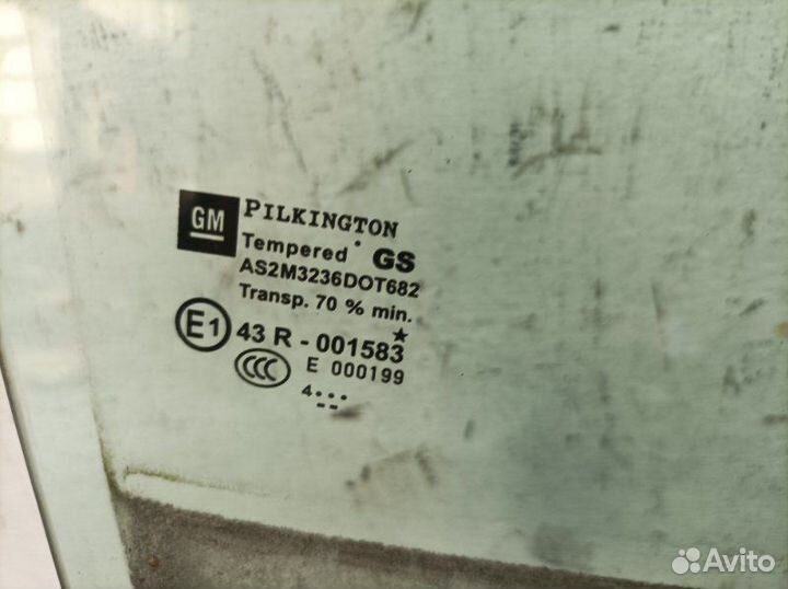Стекло заднее правое Opel Astra J хетчбэк 5дв
