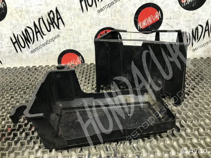 Кожух аккумулятора Honda Accord