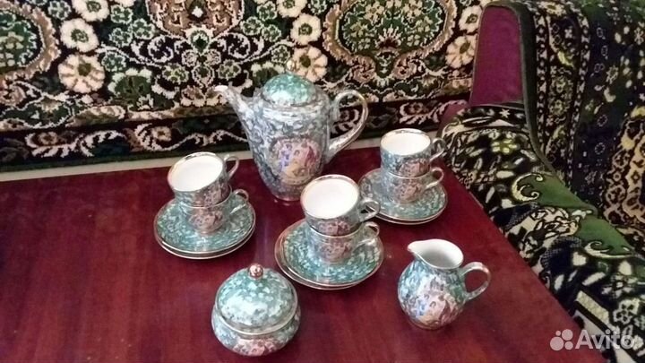 Кофейный сервиз мадонна зеленый перламутр новый