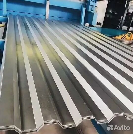 Профнастил для фасадов и крыш оцинкованный р/м2