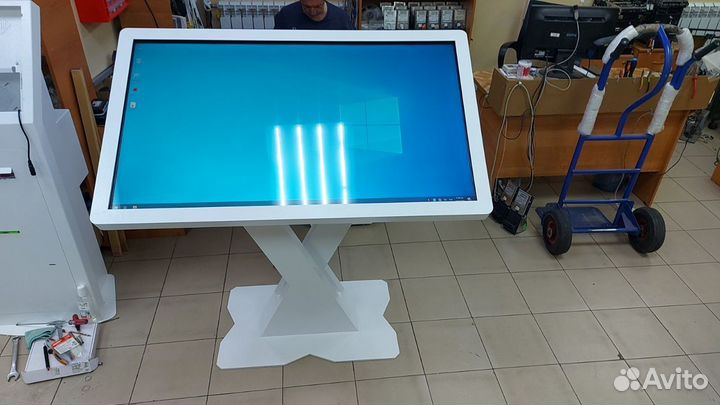 Интерактивный сенсорный стол, модель Х